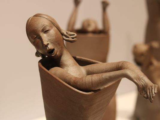 Gerit Grimm turns ceramic figures into storytellers by Diane M. Bacha
